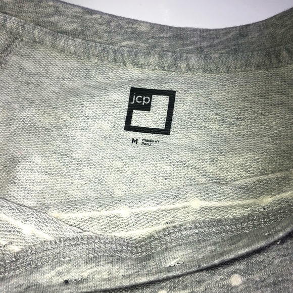 SOLD Adorned Sweatshirt size Medium - Picture 3 of 6